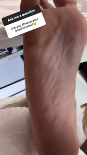 Heidi Klum feet photo thumbnail