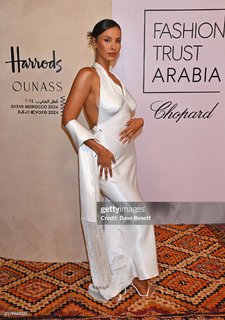 Maya Jama feet photo thumbnail