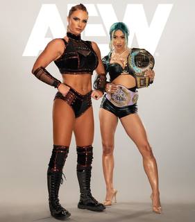 Sasha Banks feet photo thumbnail