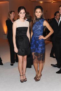 Nina Dobrev feet photo thumbnail