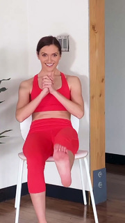 Alyson Stoner feet photo 3
