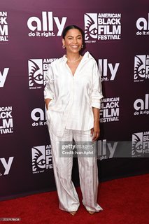 Nia Long feet photo 3