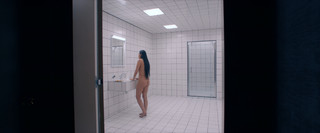 Demi Moore feet photo thumbnail