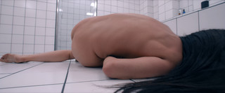 Demi Moore feet photo thumbnail