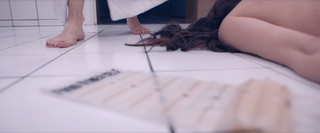 Demi Moore feet photo thumbnail