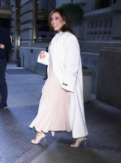 Eva Longoria feet photo thumbnail