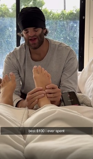 Corinna Kopf feet photo thumbnail