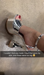 Queen Naija feet photo thumbnail