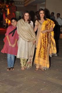 Sonali Bendre feet photo thumbnail