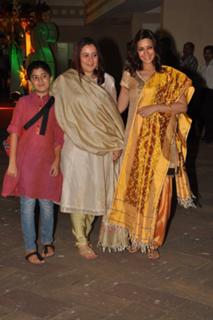 Sonali Bendre feet photo thumbnail