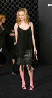 Heather Graham feet photo thumbnail