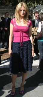 Heather Graham feet photo thumbnail