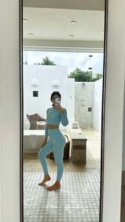 Jen Selter feet photo thumbnail