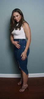 Paolla Oliveira feet photo thumbnail