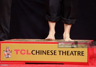 Jodie Foster feet photo thumbnail