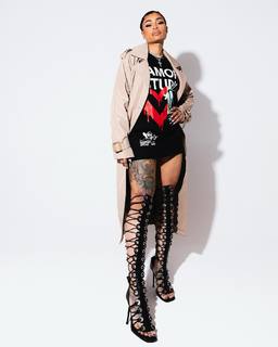Blac Chyna feet photo thumbnail