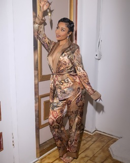 Blac Chyna feet photo thumbnail
