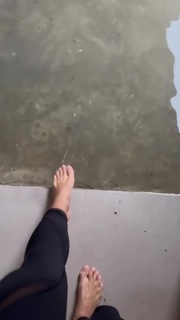Anna Lewandowska feet photo thumbnail