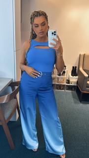 Joy Taylor feet photo thumbnail