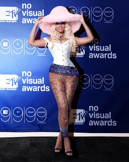 Beyoncé feet photo 3