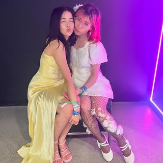Imane Pokimane Anys feet photo thumbnail