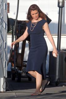 Alyssa Milano feet photo thumbnail