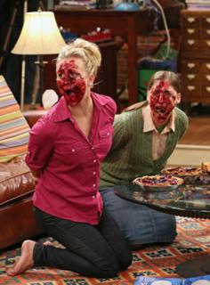 Kaley Cuoco feet photo thumbnail