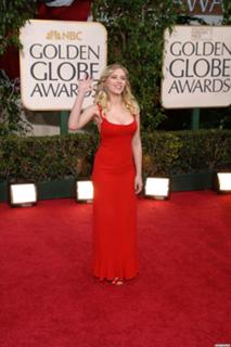 Scarlett Johansson feet photo thumbnail