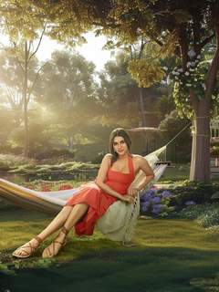 Kriti Sanon feet photo thumbnail