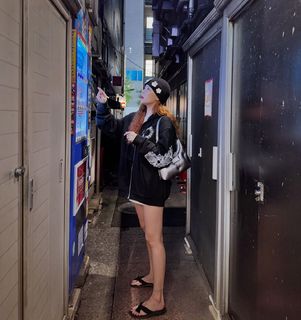 Hyuna feet photo 5