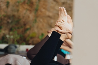 Lola Weippert feet photo thumbnail