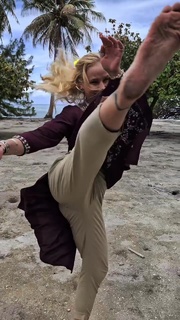 Valentina Shevchenko feet photo thumbnail