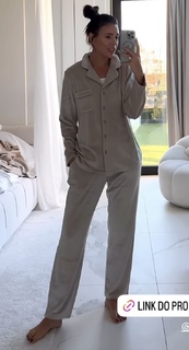 Klaudia Halejcio feet photo thumbnail