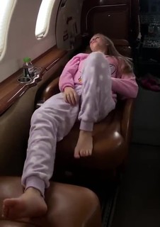 Cela Lopes feet photo 5