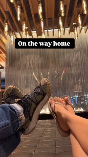 Kino MacGregor feet photo thumbnail