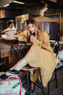 Annie Murphy feet photo 1
