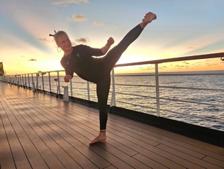 Valentina Shevchenko feet photo thumbnail