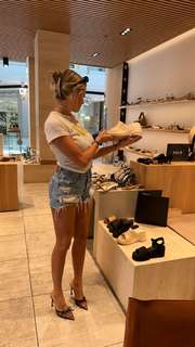 Corinna Kopf feet photo thumbnail