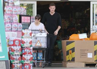 Lea Michele feet photo thumbnail