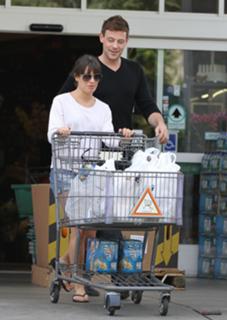 Lea Michele feet photo thumbnail