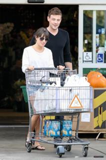 Lea Michele feet photo thumbnail