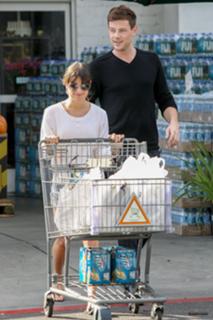 Lea Michele feet photo thumbnail