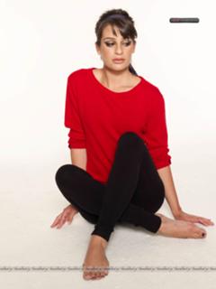 Lea Michele feet photo thumbnail