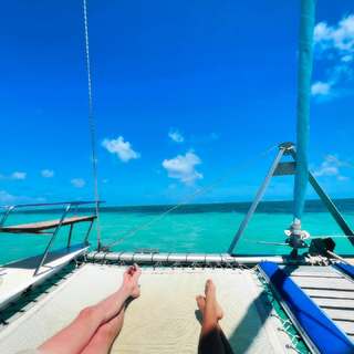Jameela Jamil feet photo 1