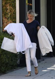 Cameron Diaz feet photo thumbnail
