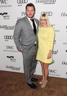 Anna Faris feet photo thumbnail