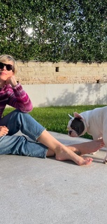 Federica Pellegrini feet photo thumbnail
