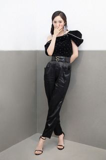 Mi Yang feet photo thumbnail