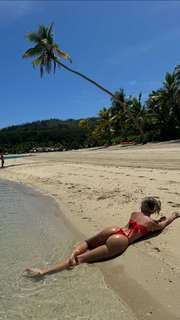 Corinna Kopf feet photo thumbnail