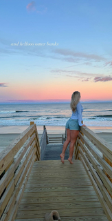 Katie Sigmond feet photo thumbnail